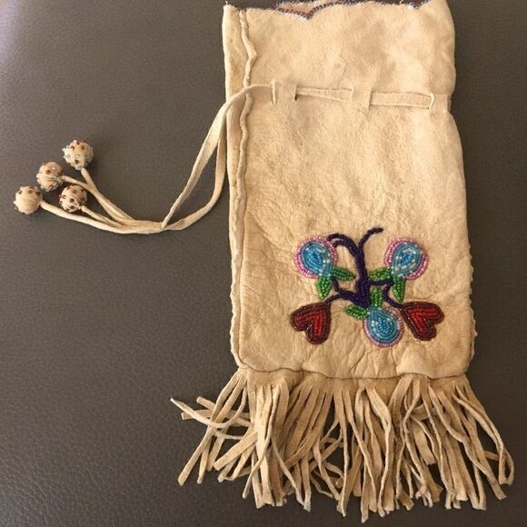 Hand Crafted Bag leather deer hide pink cotton lined bag fringe glass beads - Picture 4 of 8